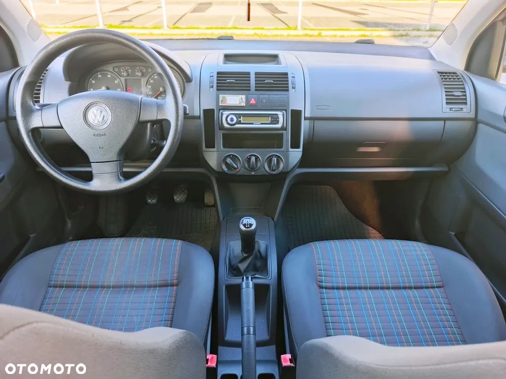 Volkswagen Polo 1.2 Entry - 11