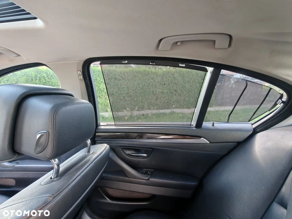 BMW Seria 5 535i xDrive Modern Line - 9