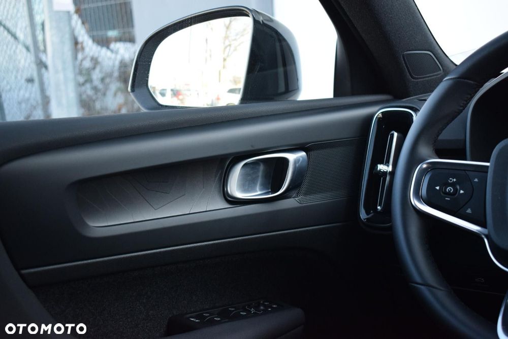 Volvo XC 40 - 15