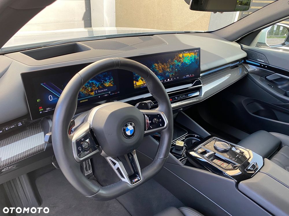BMW Seria 5 520d xDrive mHEV M Sport - 33