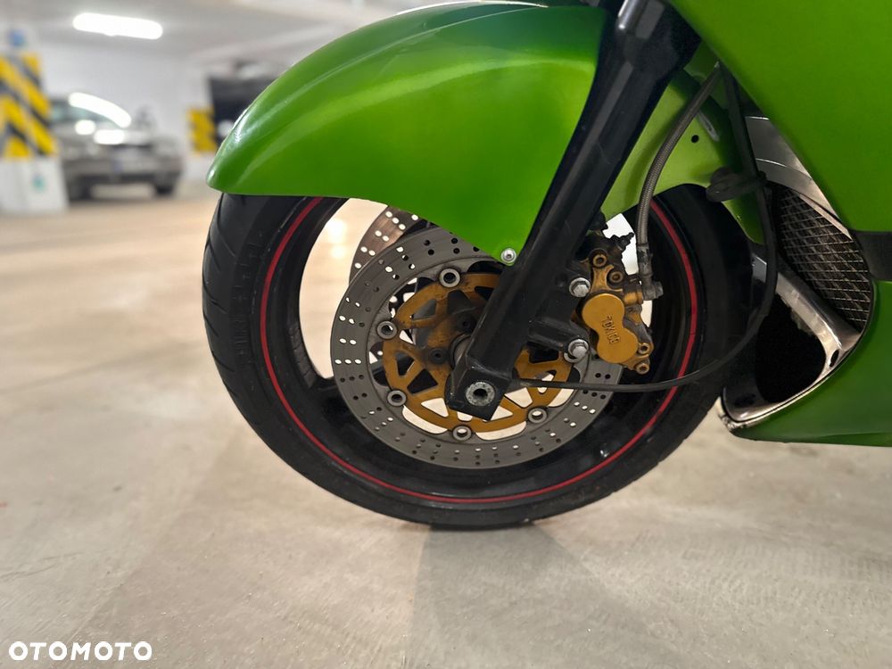 Kawasaki ZX - 18