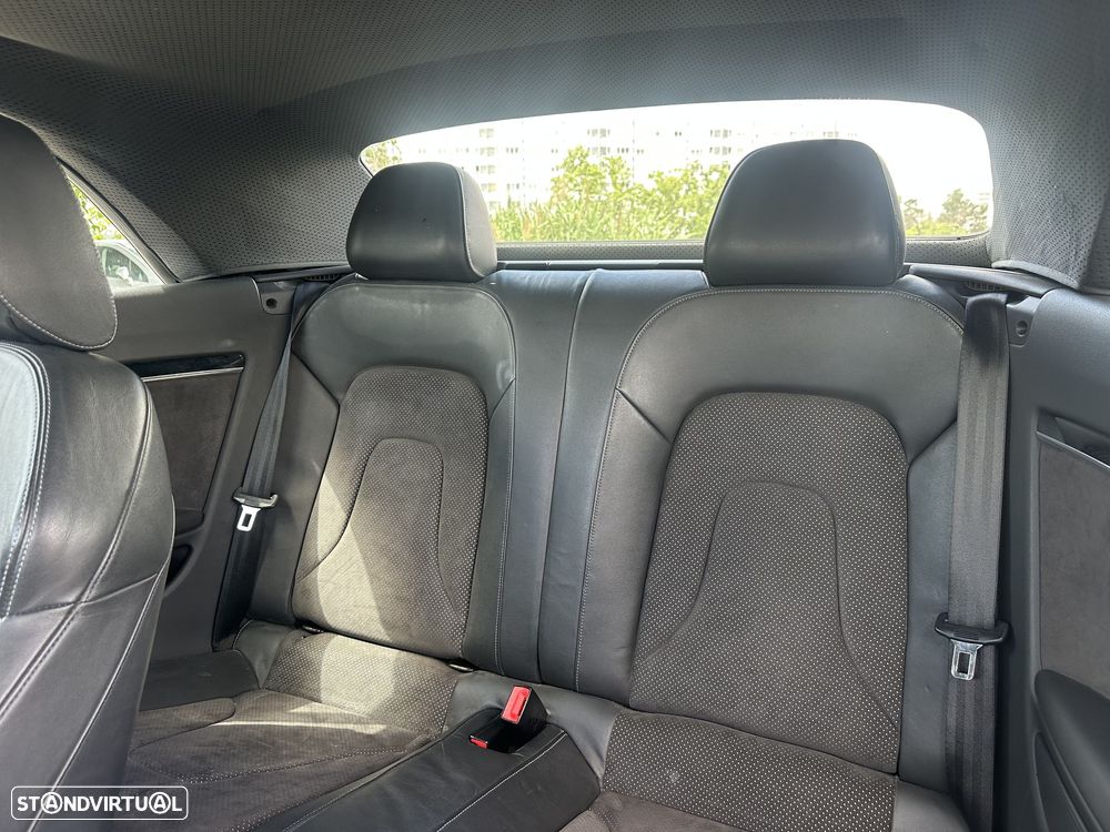 Audi A5 Cabrio 2.0 TDi Multitronic S-line - 28