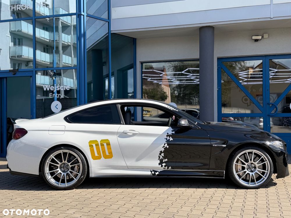 BMW M4 - 2