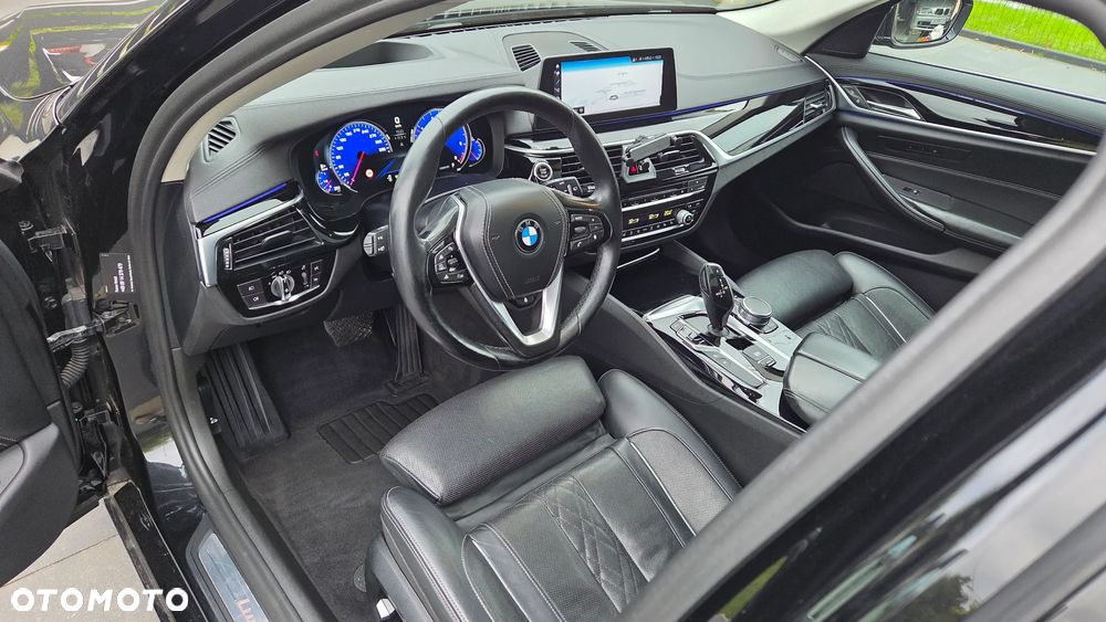 BMW Seria 5 520d Luxury Line sport - 2