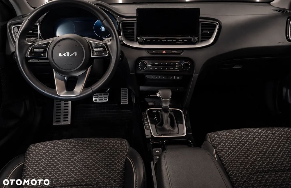 Kia Ceed 1.5 T-GDI MHEV Business Line DCT - 5