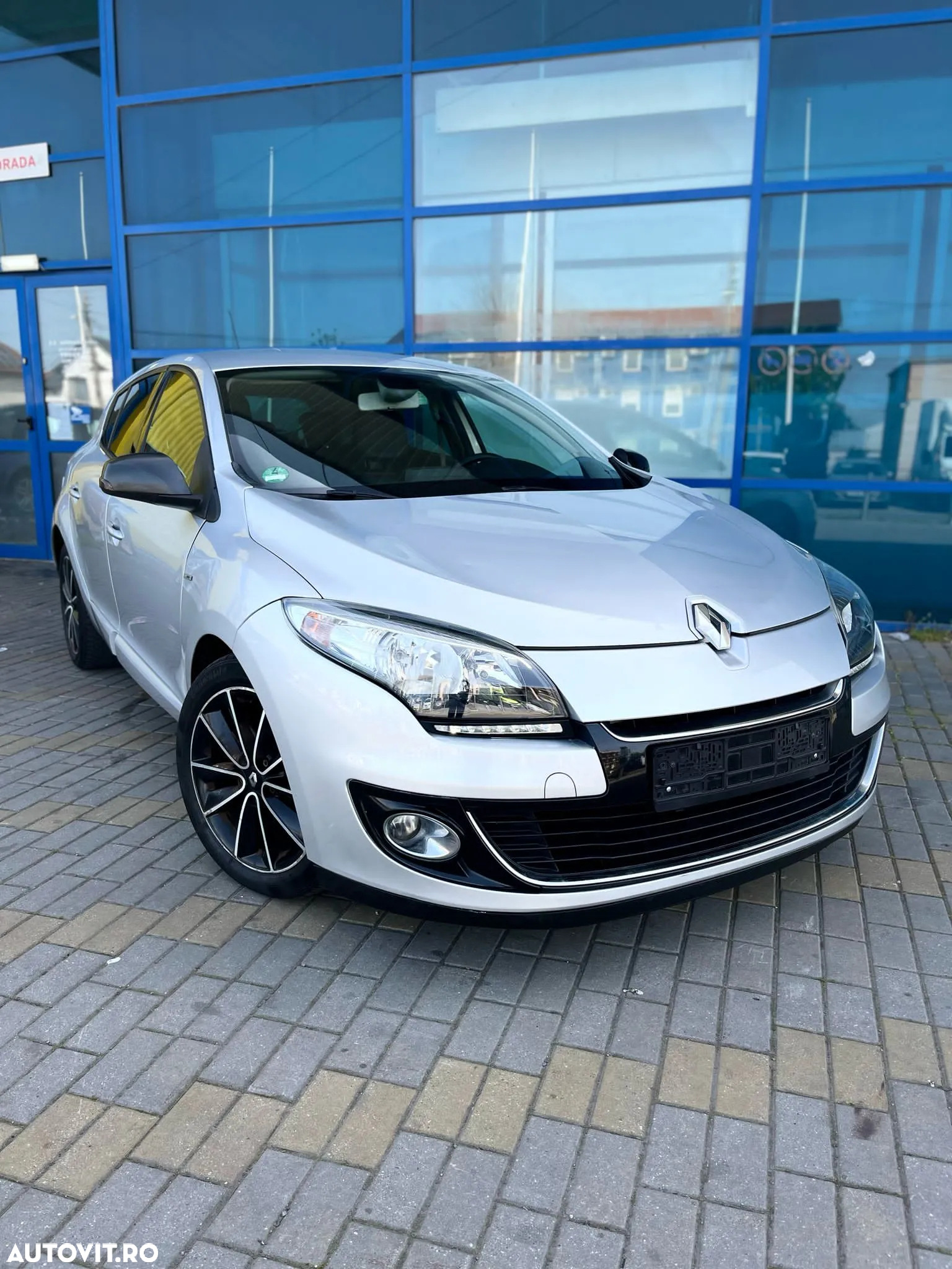 Renault Megane Grandtour ENERGY dCi 110 Start & Stopp Bose Edition - 6