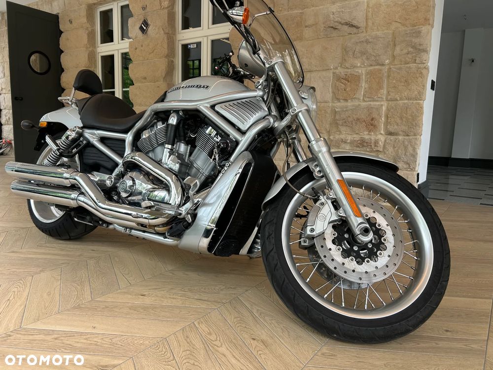 Harley-Davidson V-Rod Street Rod - 5