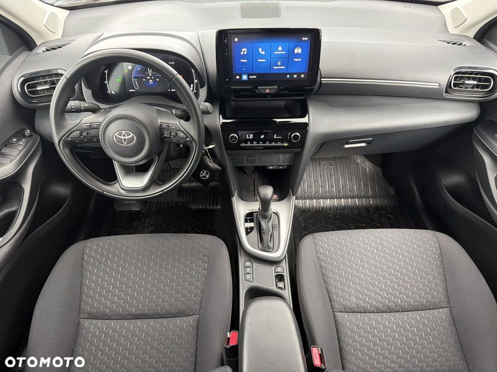 Toyota Yaris Cross - 21