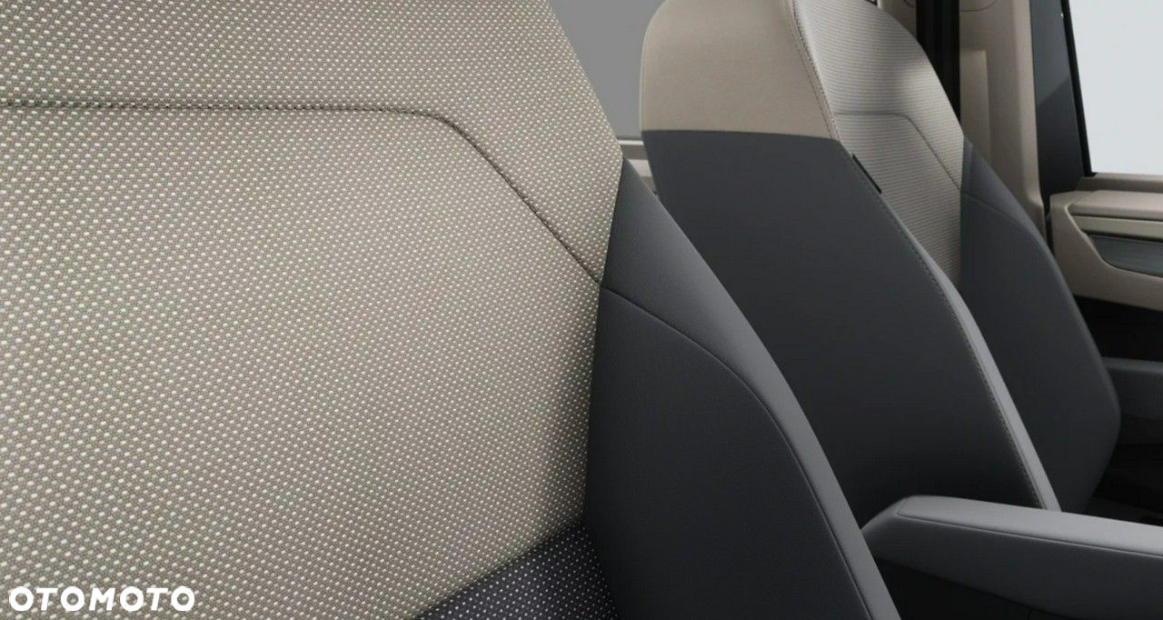 Volkswagen Multivan - 16