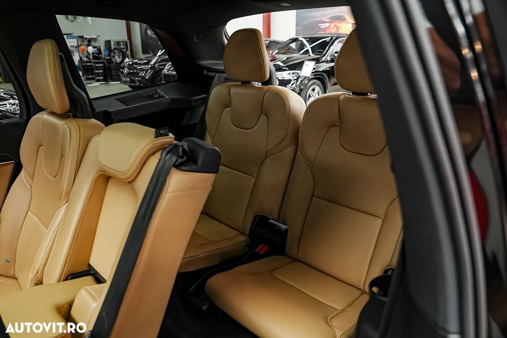 Volvo XC 90 B5 D AWD Geartronic Inscription - 8