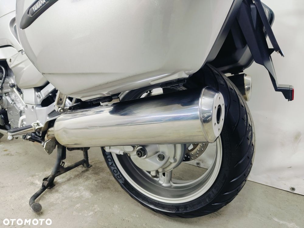 Yamaha FJR - 25