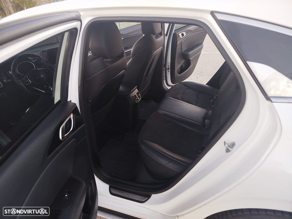 Kia ProCeed 1.4 T-GDi GT Line+SRF - 12