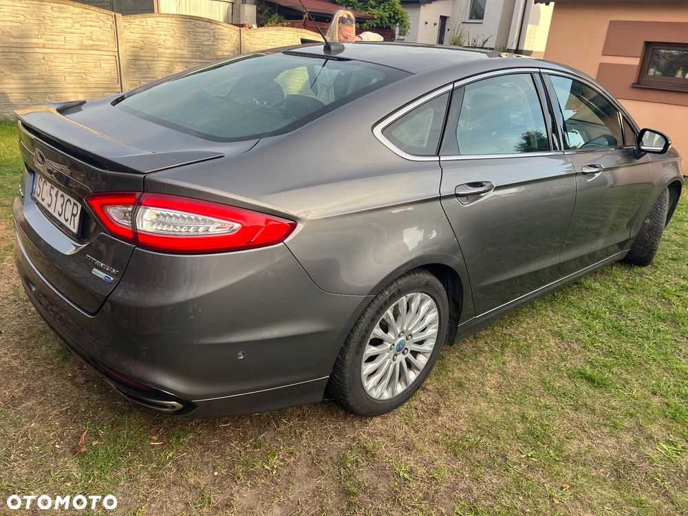 Ford Mondeo 2.0 EcoBoost Titanium - 11