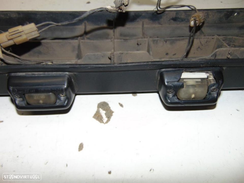 Toyota Starlet KP61 pára-choques - 3