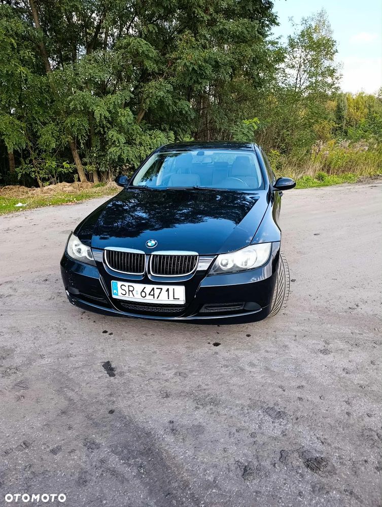 BMW Seria 3 318i - 5