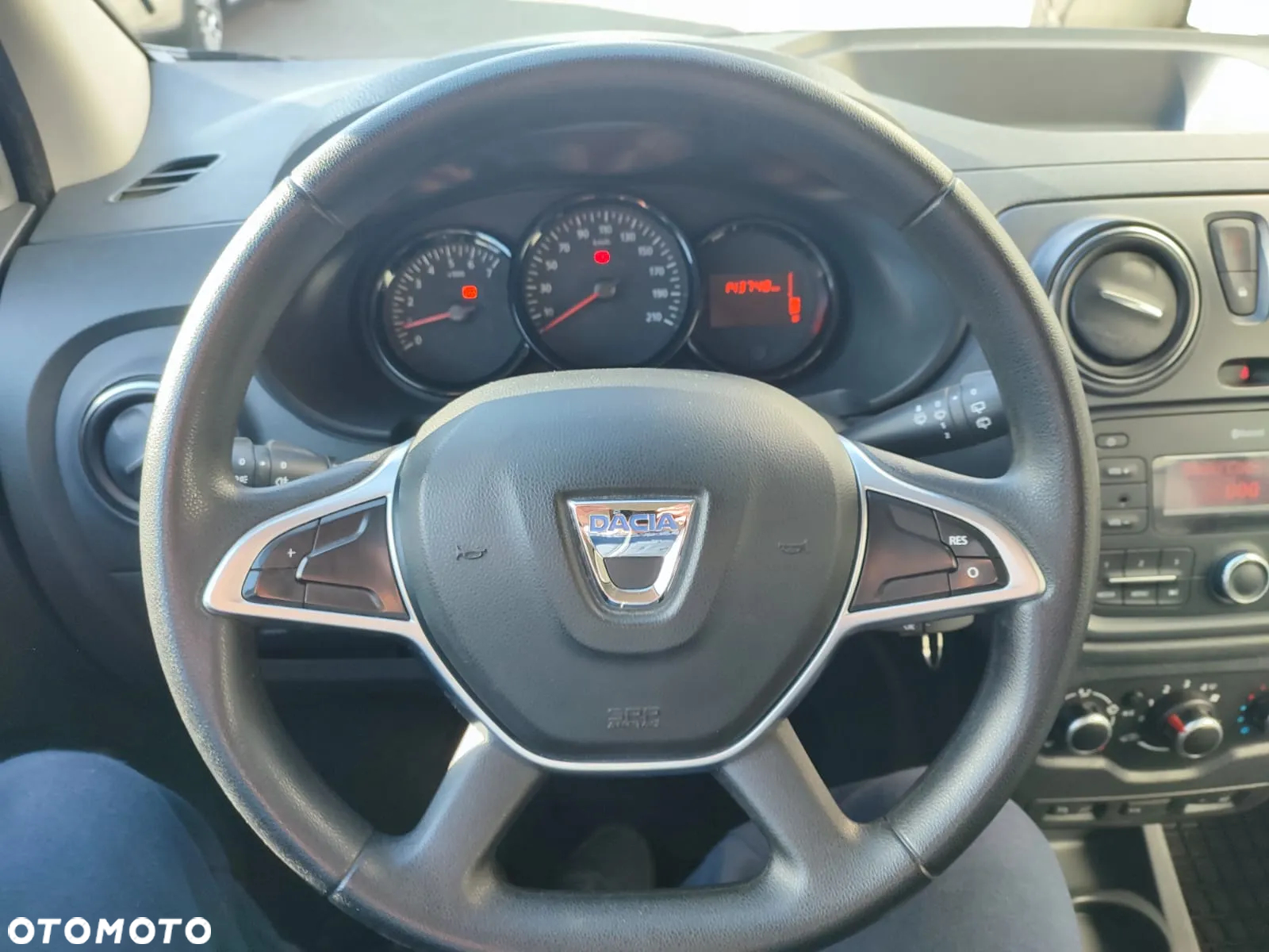 Dacia Lodgy - 19