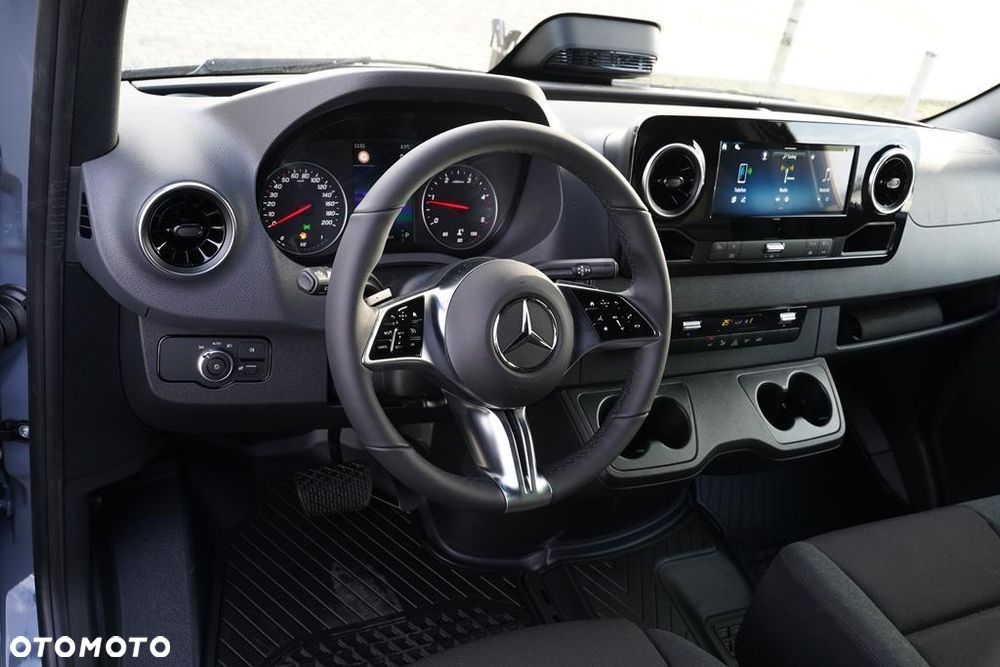 Mercedes-Benz Sprinter 319 CDI Long PRO 9G-Tronic 14m3 - 11