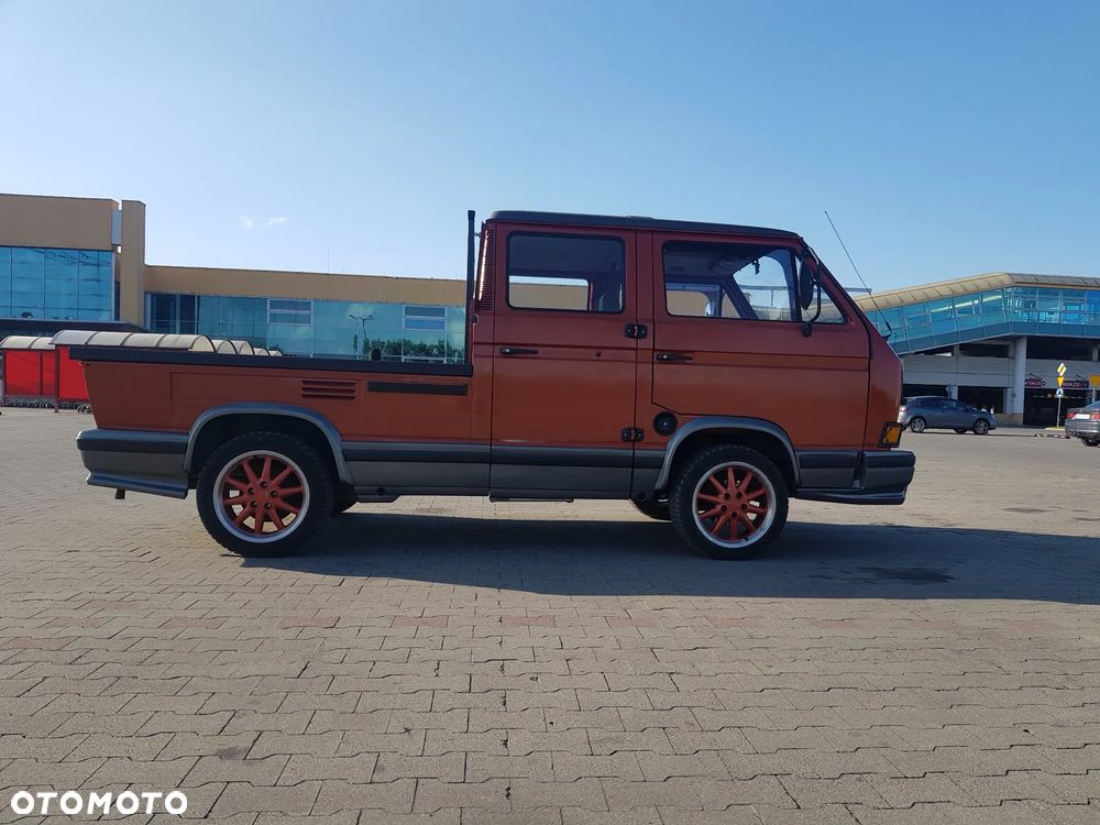 Volkswagen Transporter - 8