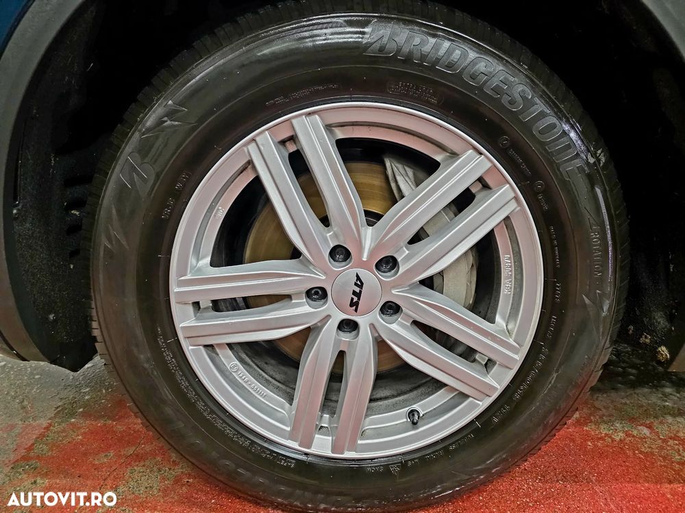 Volkswagen Touareg V6 TDI 4MOTION Elegance - 18