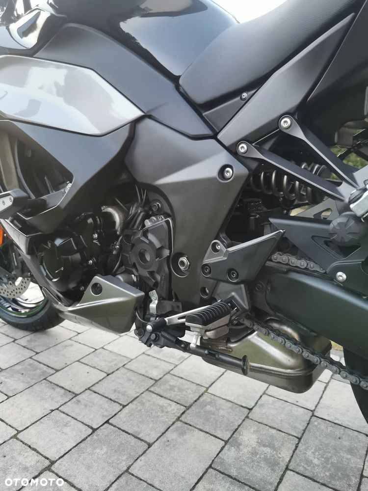 Kawasaki Ninja 1000 SX - 13
