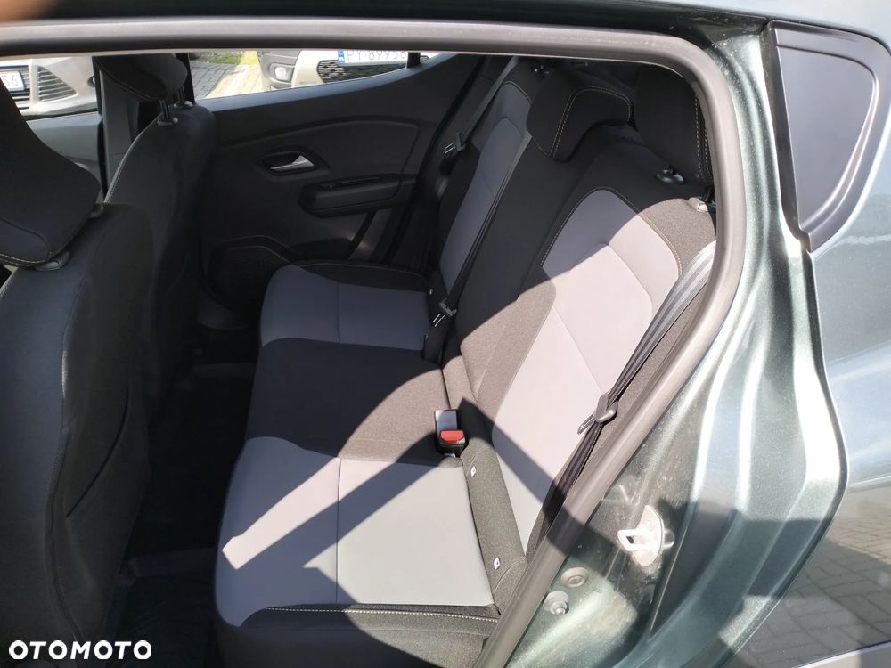 Dacia Sandero - 10