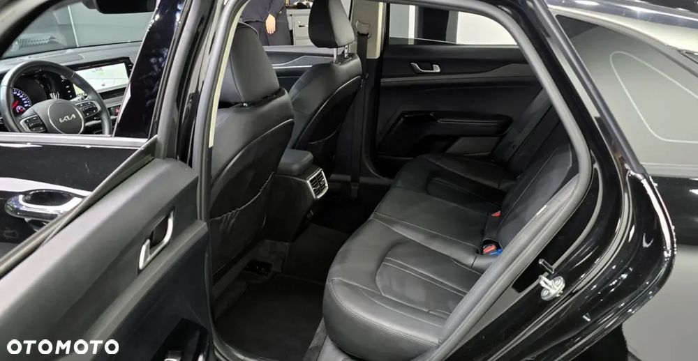 Kia K5 - 13