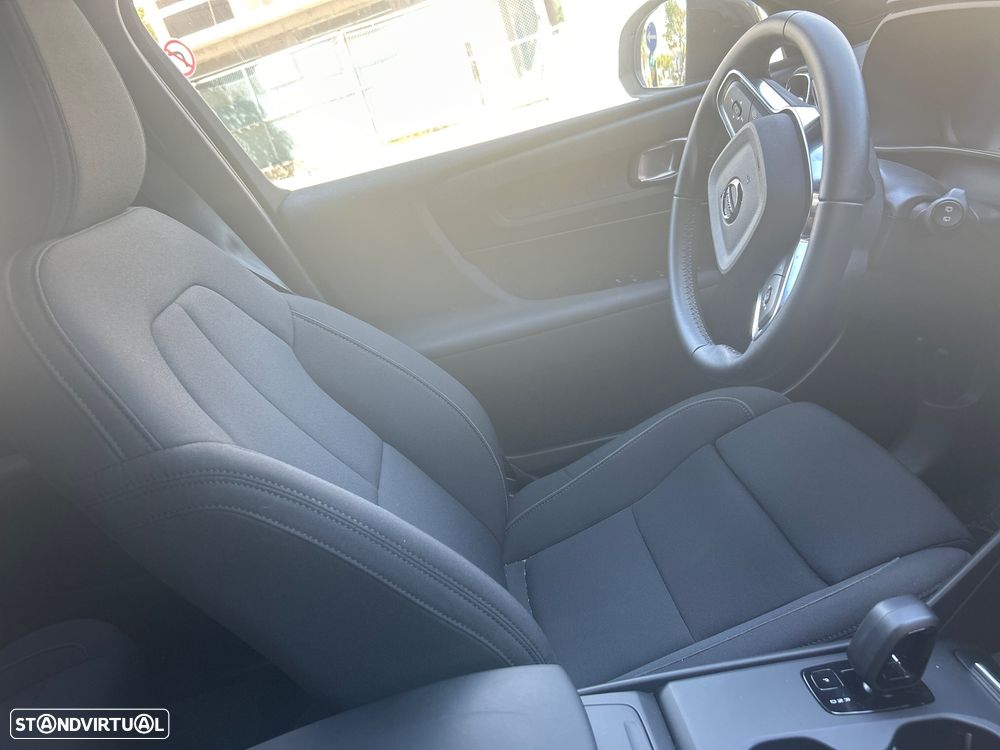 Volvo XC 40 Recharge 69 kWh Single Motor RWD Plus - 3