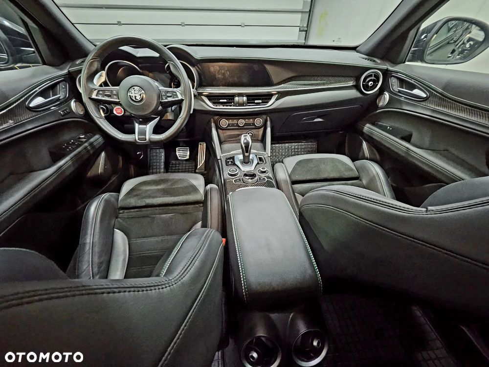 Alfa Romeo Stelvio 2.9 V6 Bi-Turbo Quadrifoglio Q4 - 10