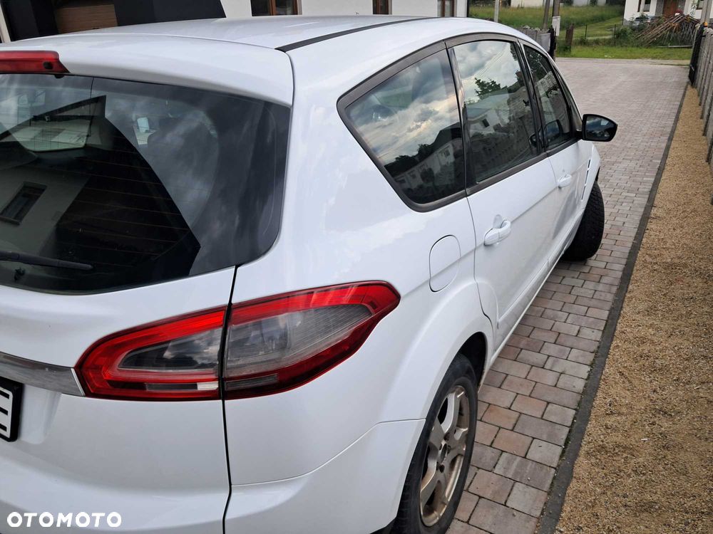 Ford S-Max - 4