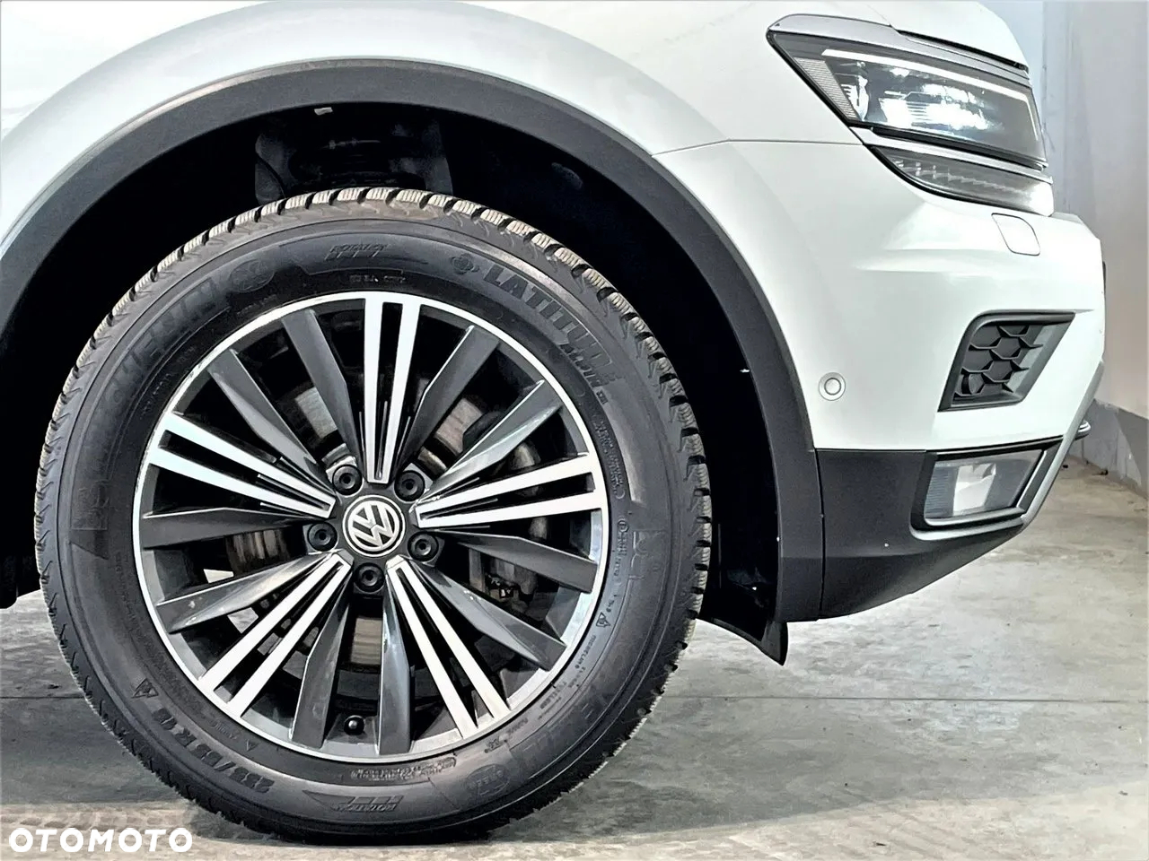 Volkswagen Tiguan Allspace 2.0 TDI 4Mot SCR Highline DSG - 4
