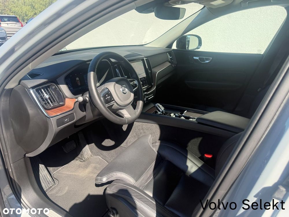 Volvo XC 60 - 11