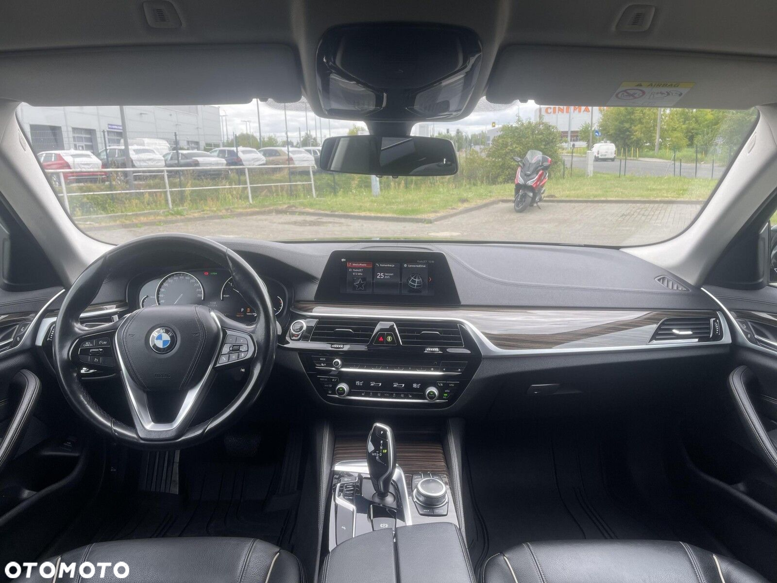 BMW Seria 5 520d xDrive Luxury Line - 10