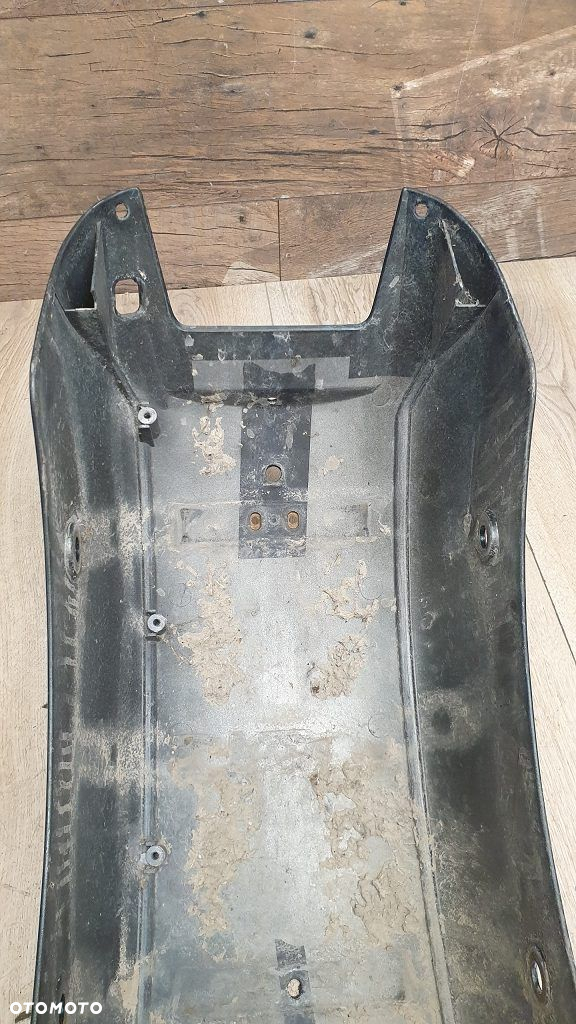 Błotnik tył lampa kierunkowskaz chlapacz Yamaha XVS1100 Drag Star Custom - 16