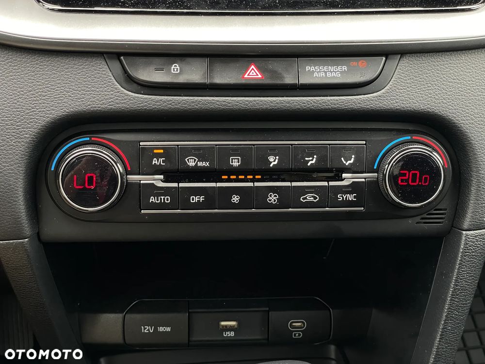 Kia XCeed 1.5 T-GDI M DCT - 12