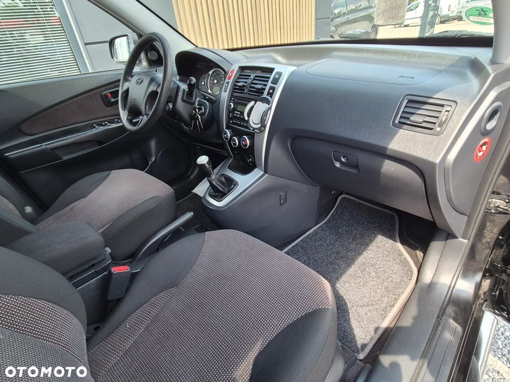Hyundai Tucson 2.0 2WD GLS Style - 33