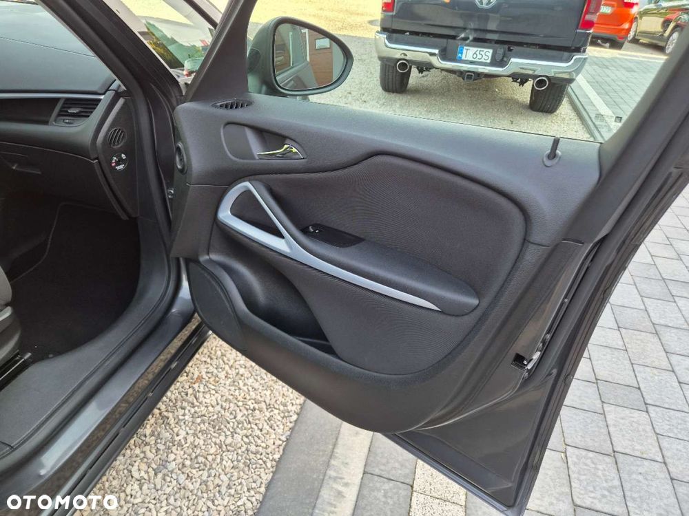 Opel Zafira - 21