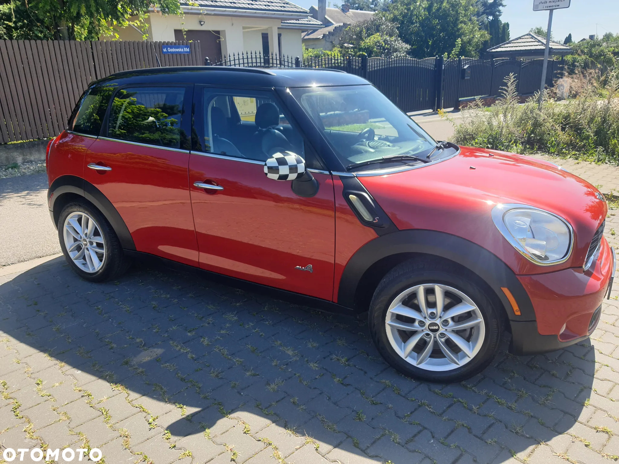 MINI ONE - 6