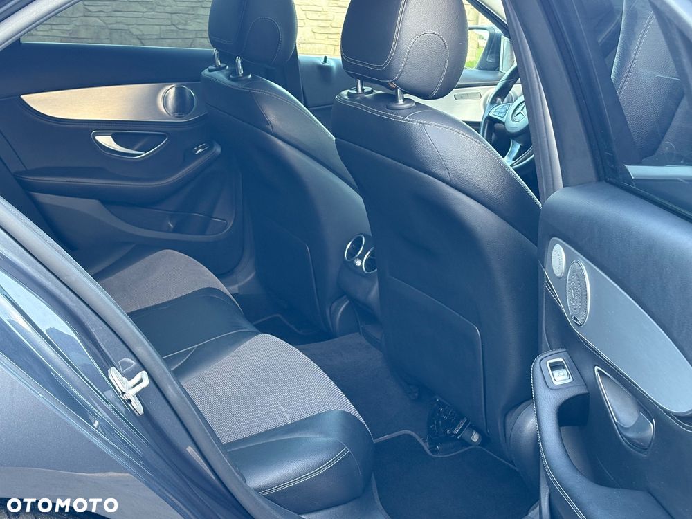 Mercedes-Benz Klasa C 200 T 7G-TRONIC Avantgarde - 21