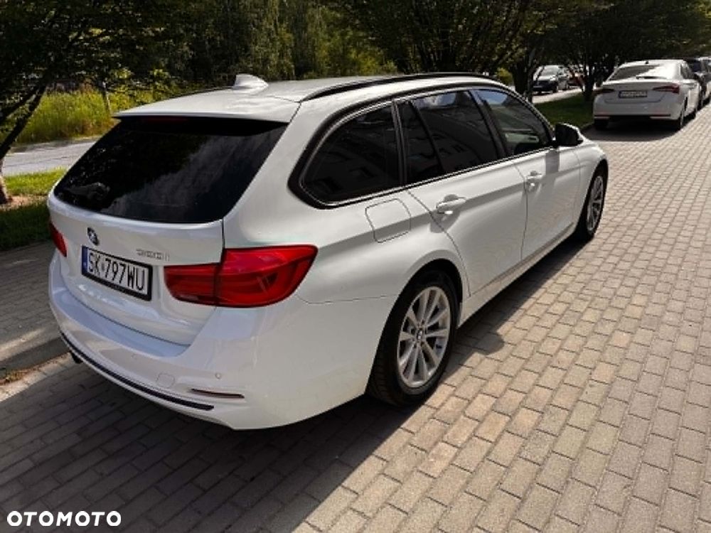 BMW Seria 3 320i Luxury Line sport - 5