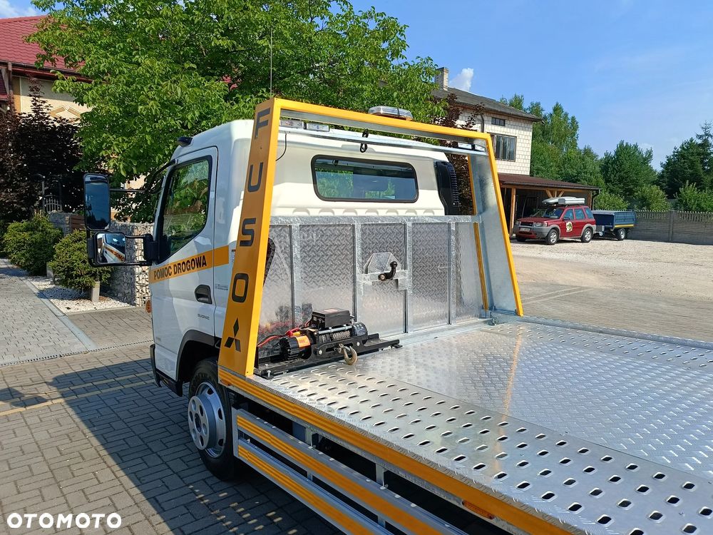 Mitsubishi FUSO CANTER 9C18 - 5
