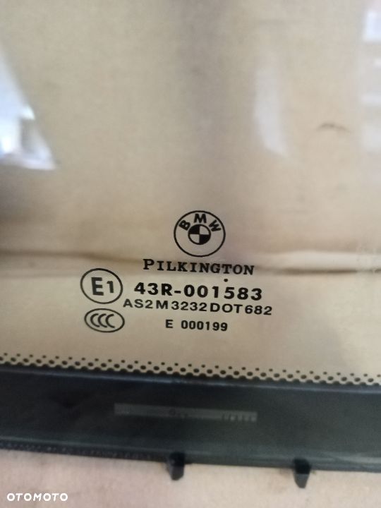 Szyba Szybka Prawy Tyl BMW e87 5 drzwi - 2