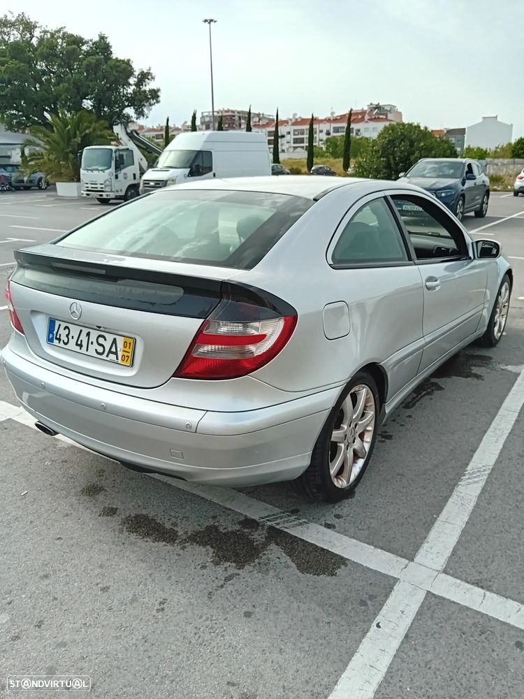 Mercedes-Benz C 200 Sport Coupé Kompressor Evolution - 3