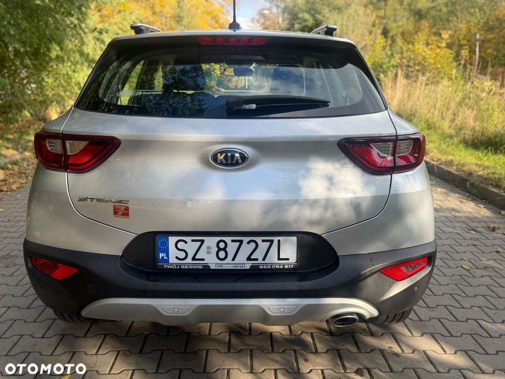 Kia Stonic 1.2 L - 4