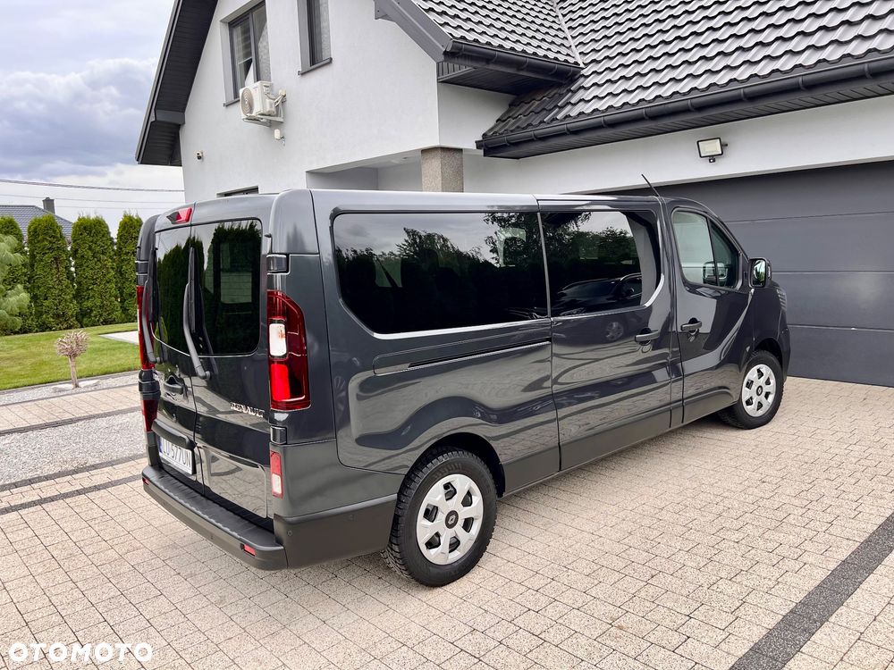 Renault Trafic 2.0 dCi - 26