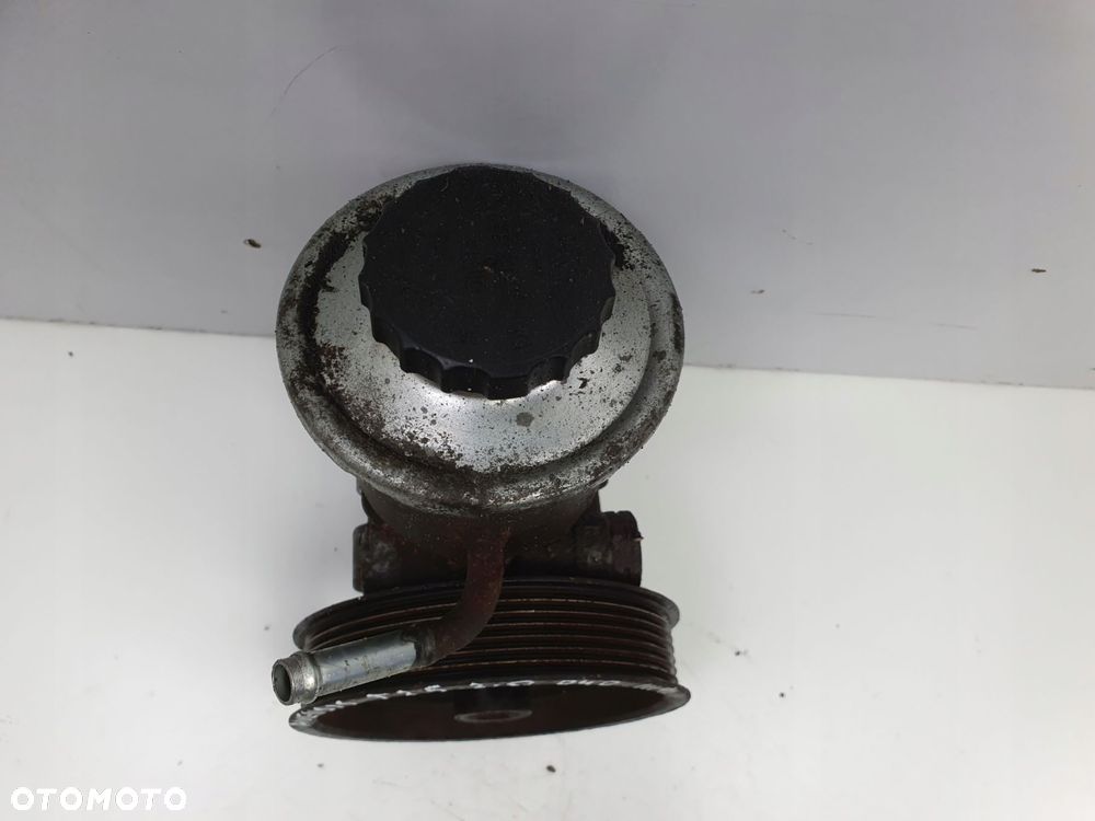 Toyota Avensis T25 2.0 D4D POMPA WSPOMAGANIA - 3