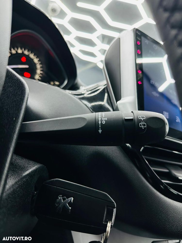 Peugeot 208 PureTech 68 Like - 27