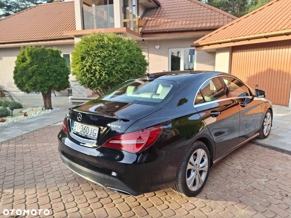 Mercedes-Benz CLA 250 4-Matic - 4