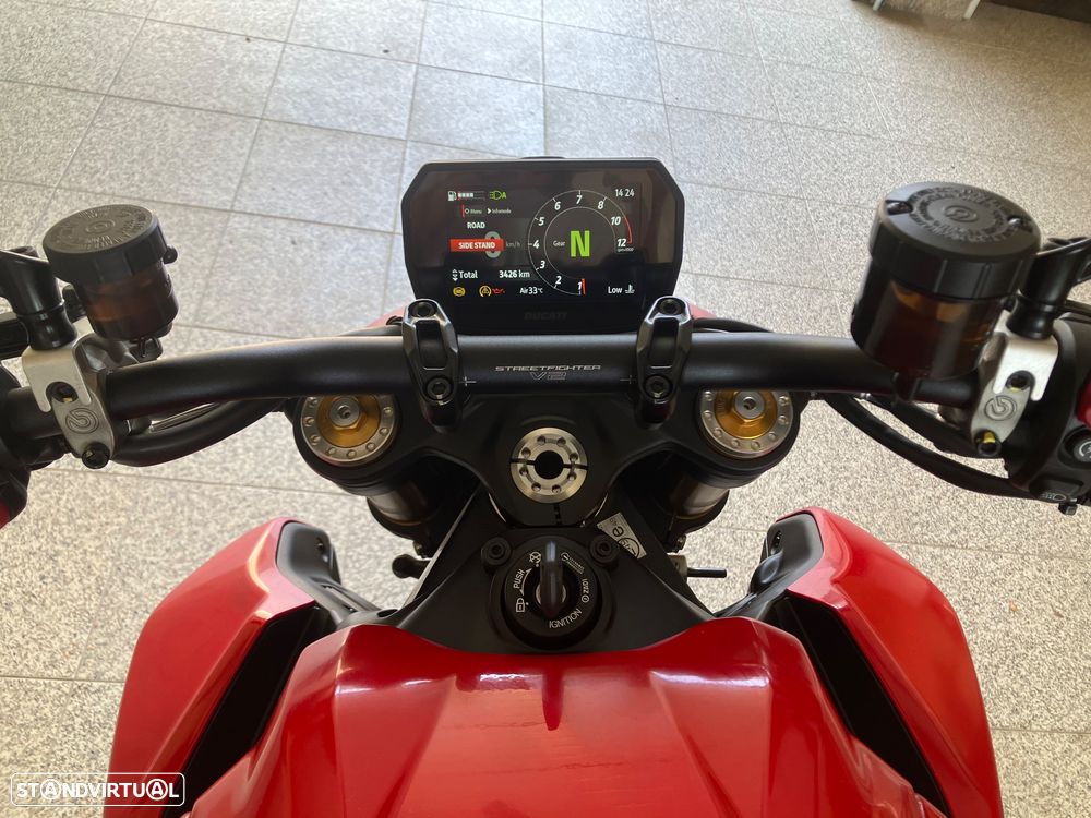 Ducati Streetfighter V2S - 12