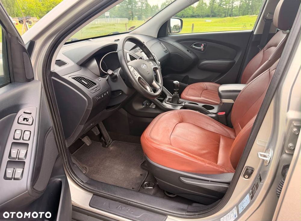 Hyundai ix35 2.0 CRDi 4WD Premium - 16