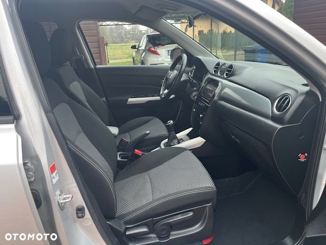 Suzuki Vitara - 12